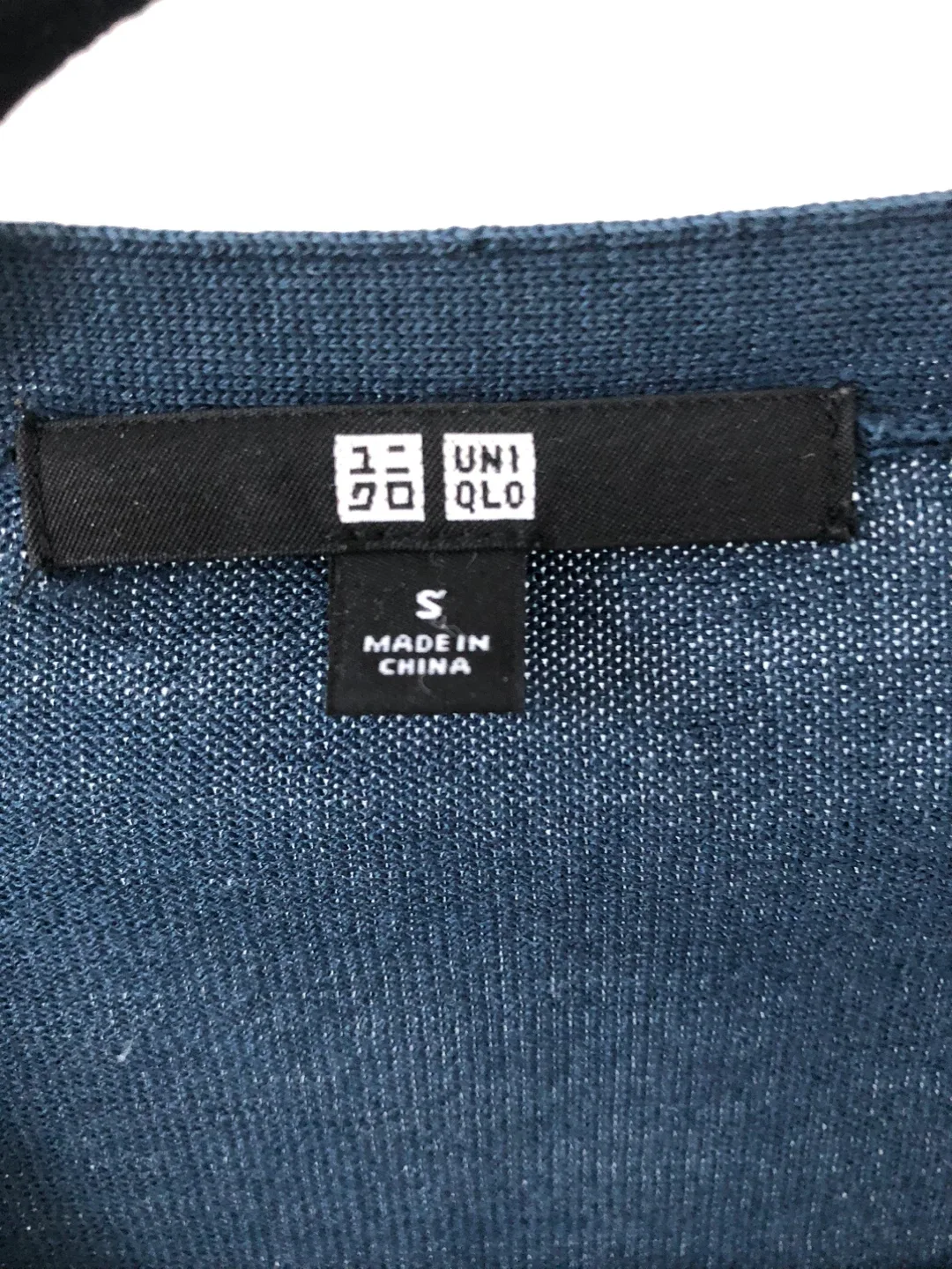 Uniqlo Dark Blue Cardigan - Size S image indicator(2)