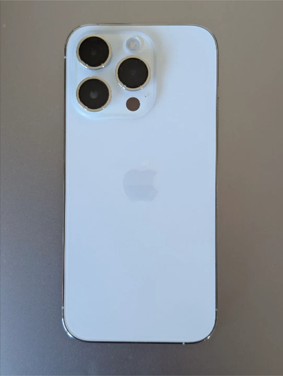 Apple iPhone 14 Pro - Silver (Excellent Condition)