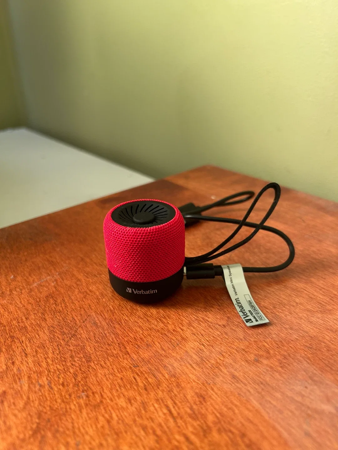Verbatim Mini Bluetooth Speaker - Red