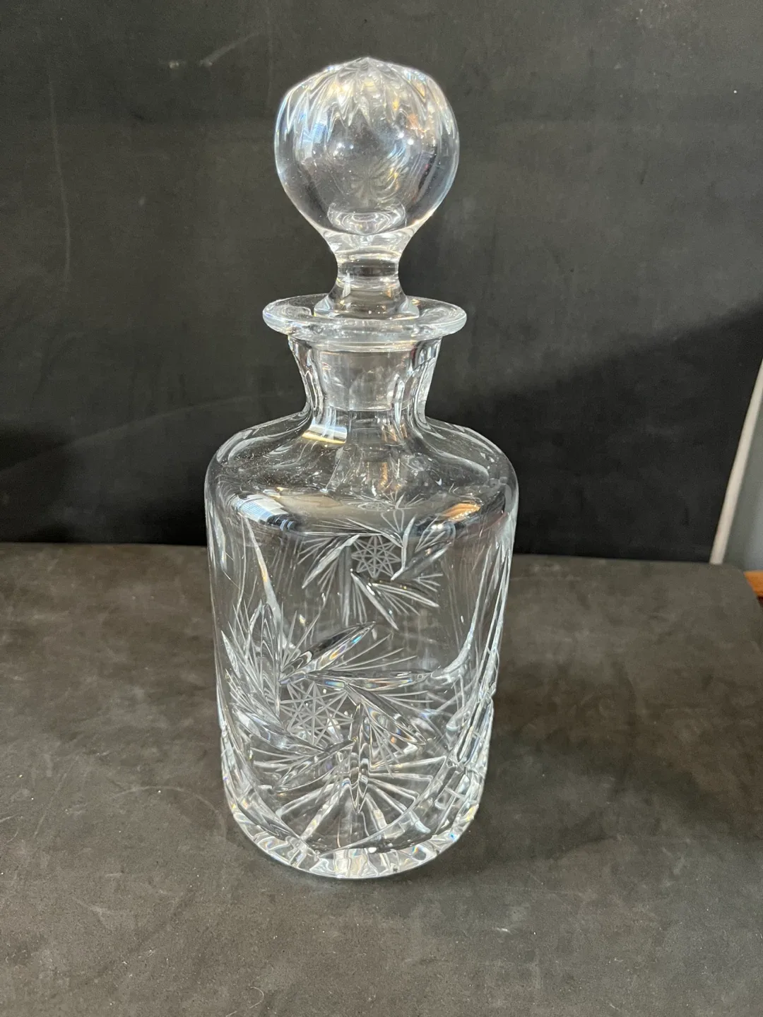 Crystal Decanter with Stopper