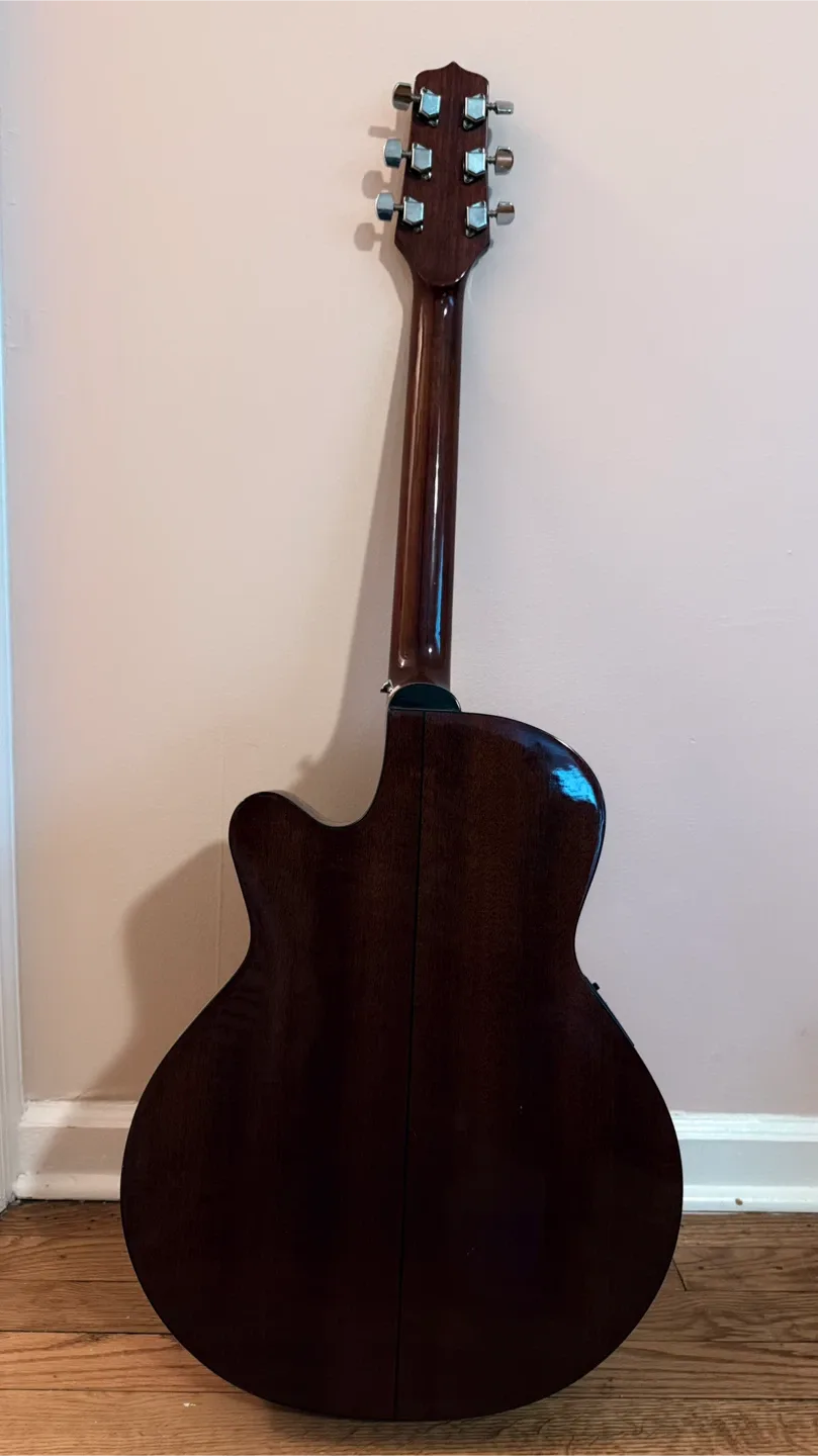 Jasmine by Takamine Acoustic Guitar image indicator(2)