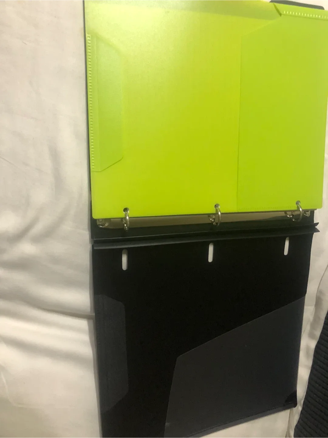 Black Binder with Dividers image indicator(4)