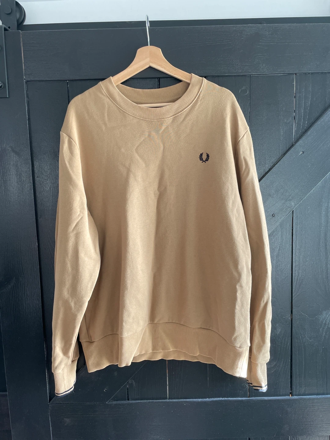 Fred Perry Sweatshirt - Size XL (fits like a large)