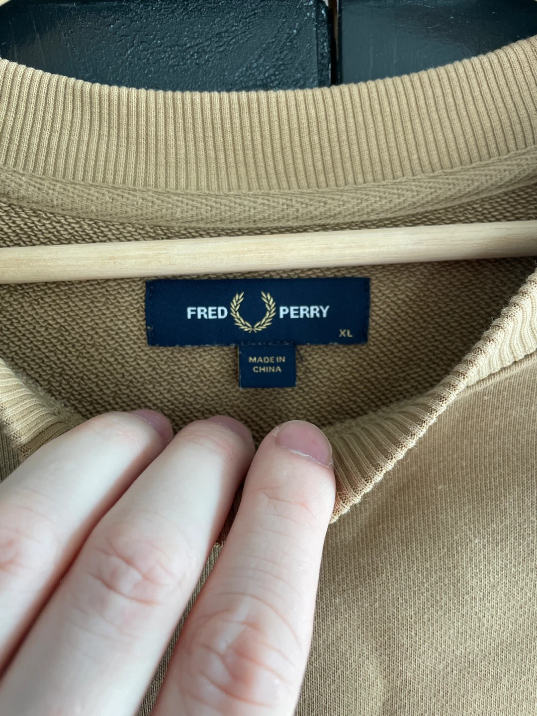Fred Perry Sweatshirt - Size XL (fits like a large) - photo 2