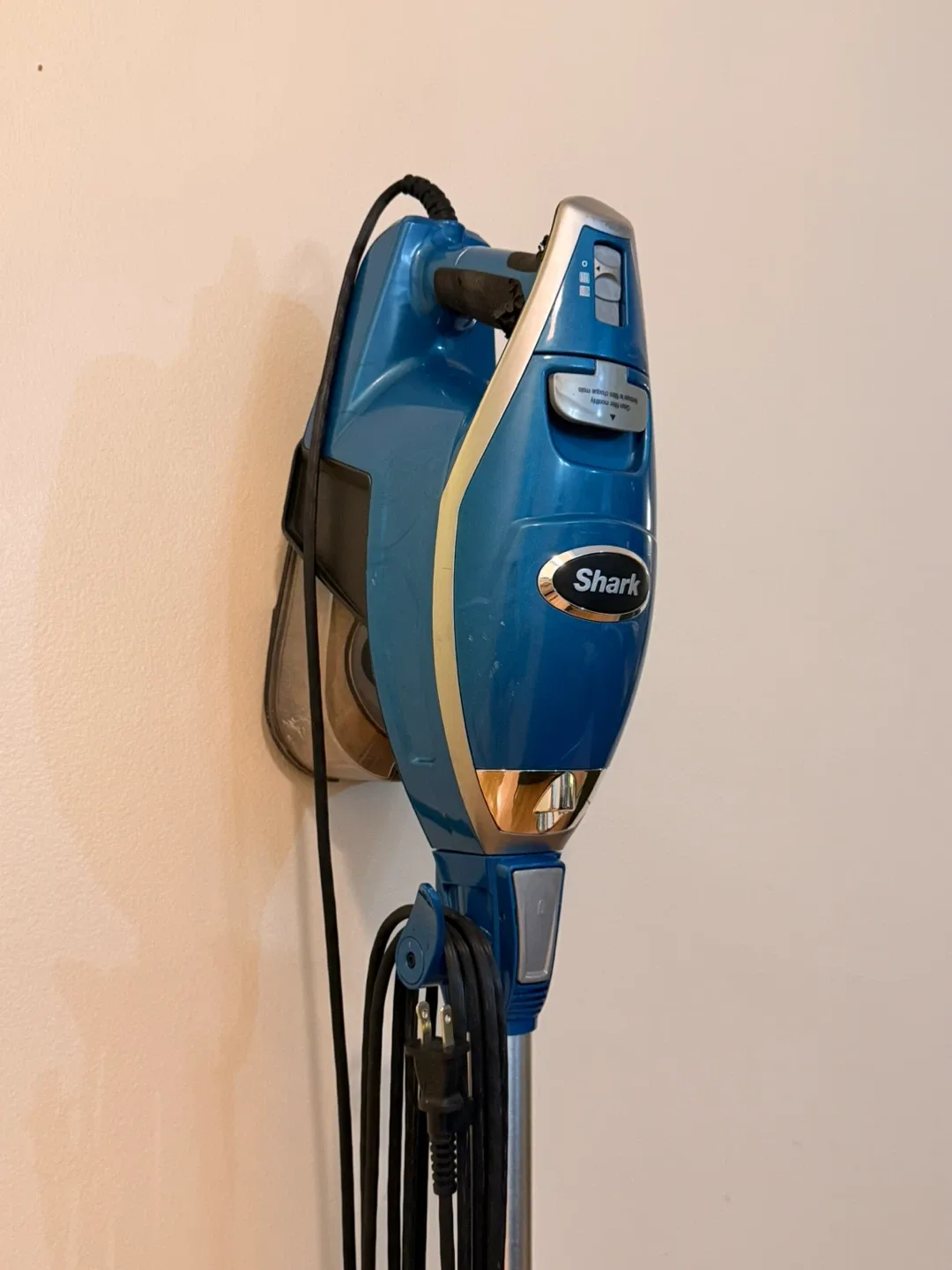 Shark Rocket DuoClean HV322 Corded Ultra-Light Vacuum