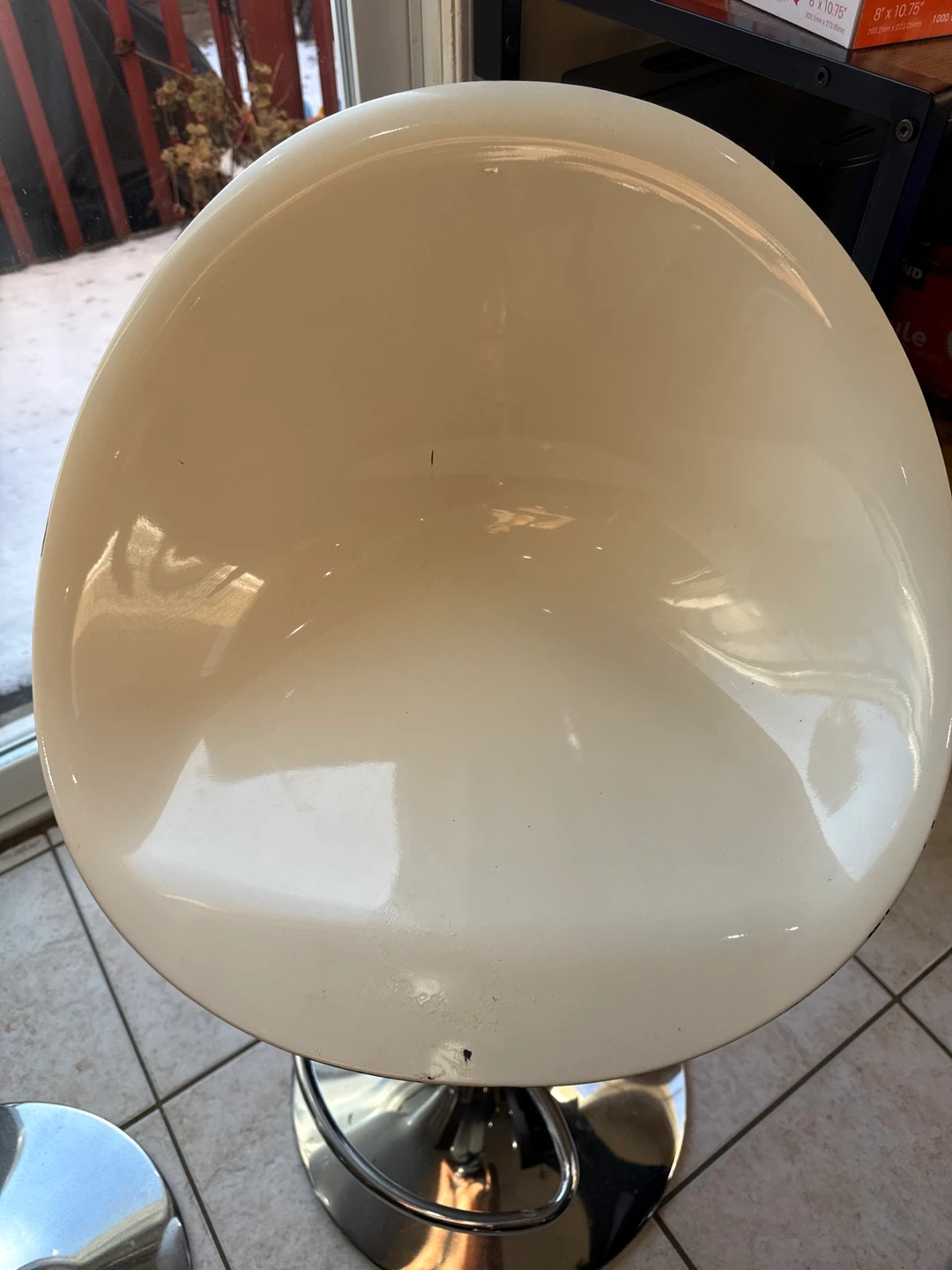 Set of 3 White Swivel Bar Stools - photo 2