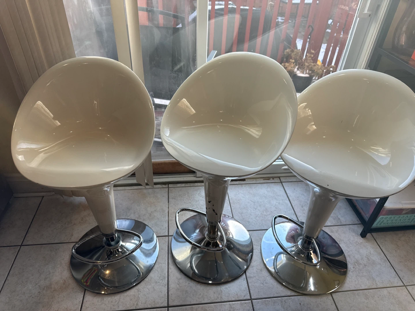 Set of 3 White Swivel Bar Stools