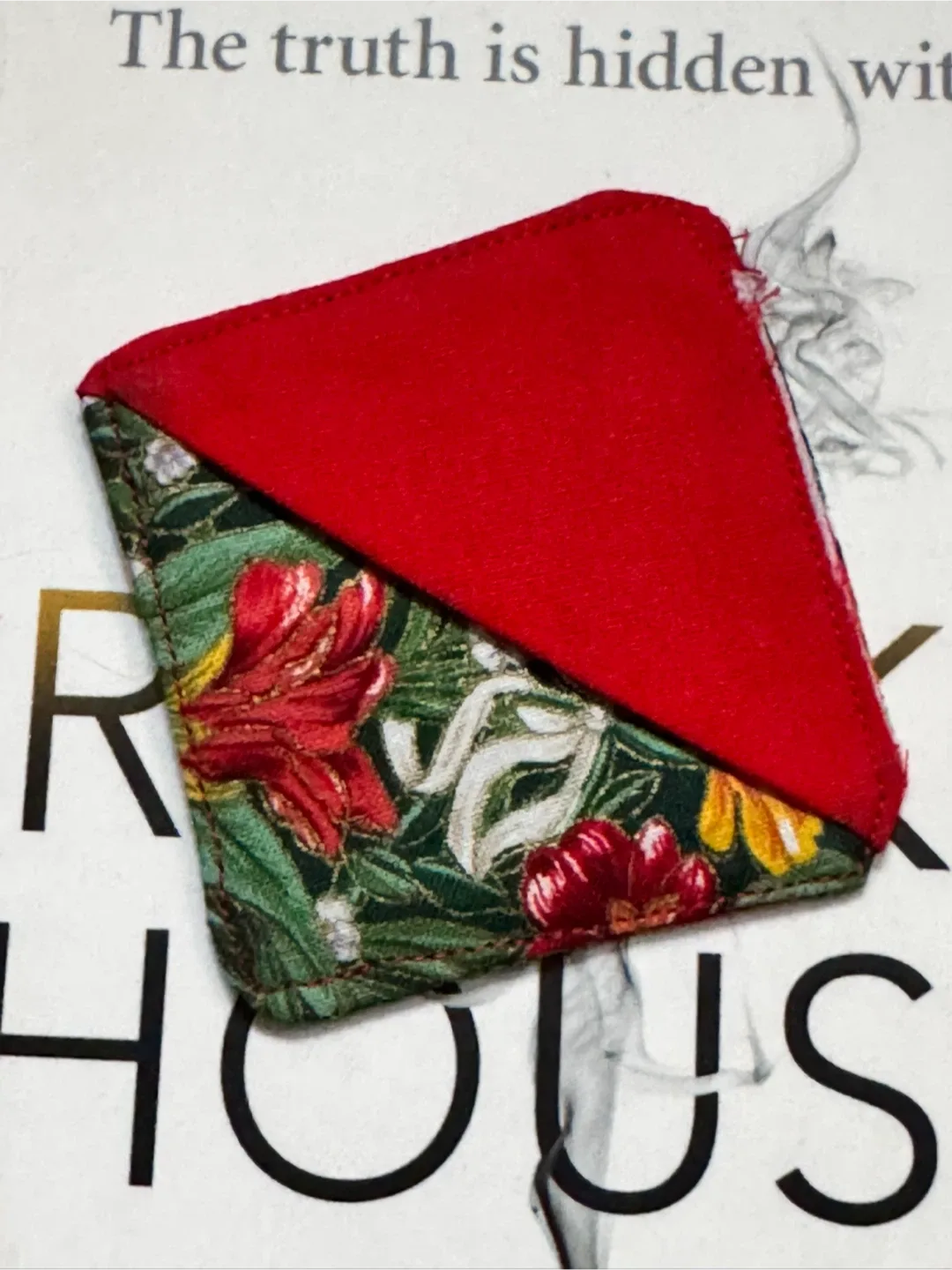 Handmade Corner Bookmarks image indicator(3)