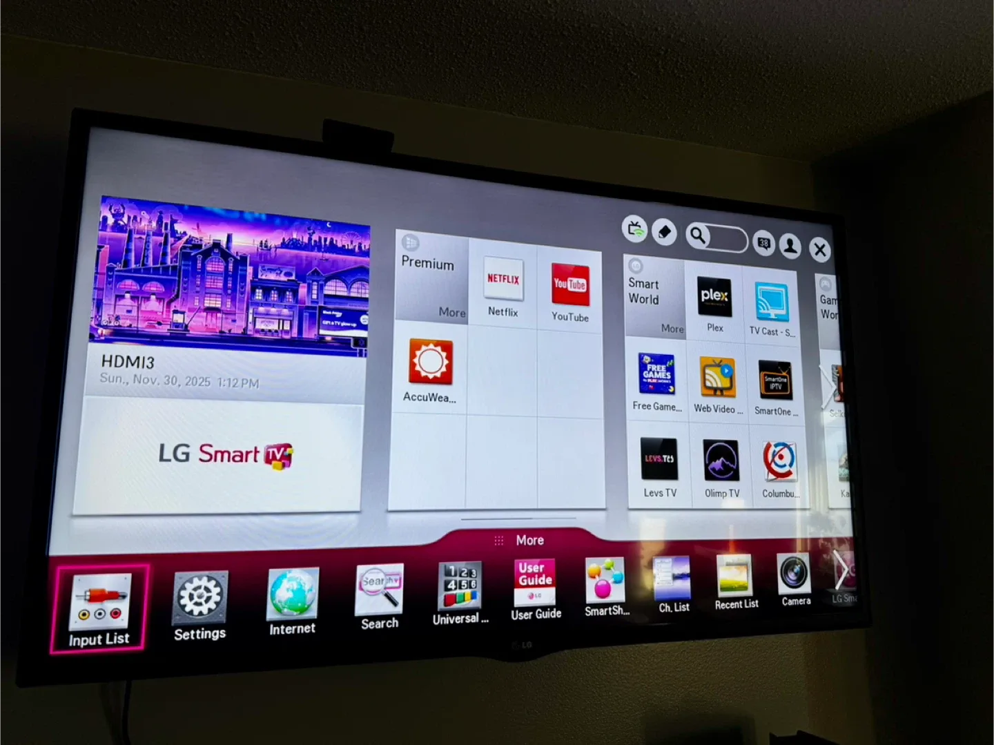 LG 47LN5750 47-inch Smart LED TV
