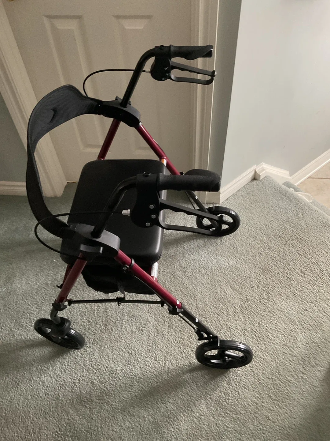 Homland Rolling Walker with Seat image indicator(4)