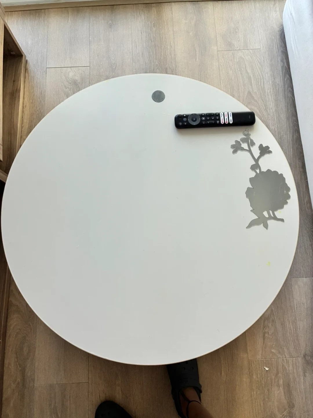 Round White Coffee Table