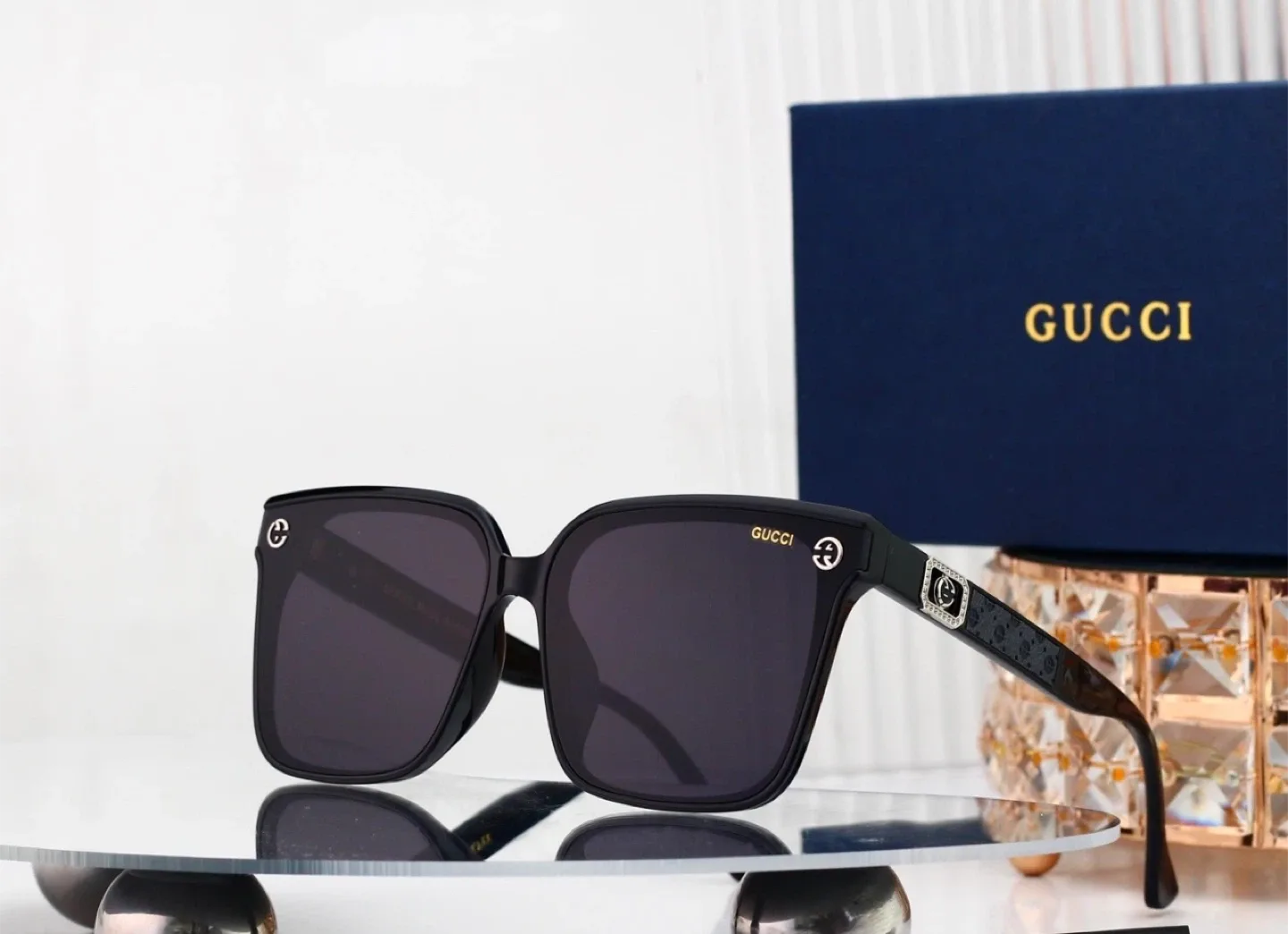 Designer Sunglasses: Cartier, Gucci, Hermes, Louis Vuitton image indicator(2)