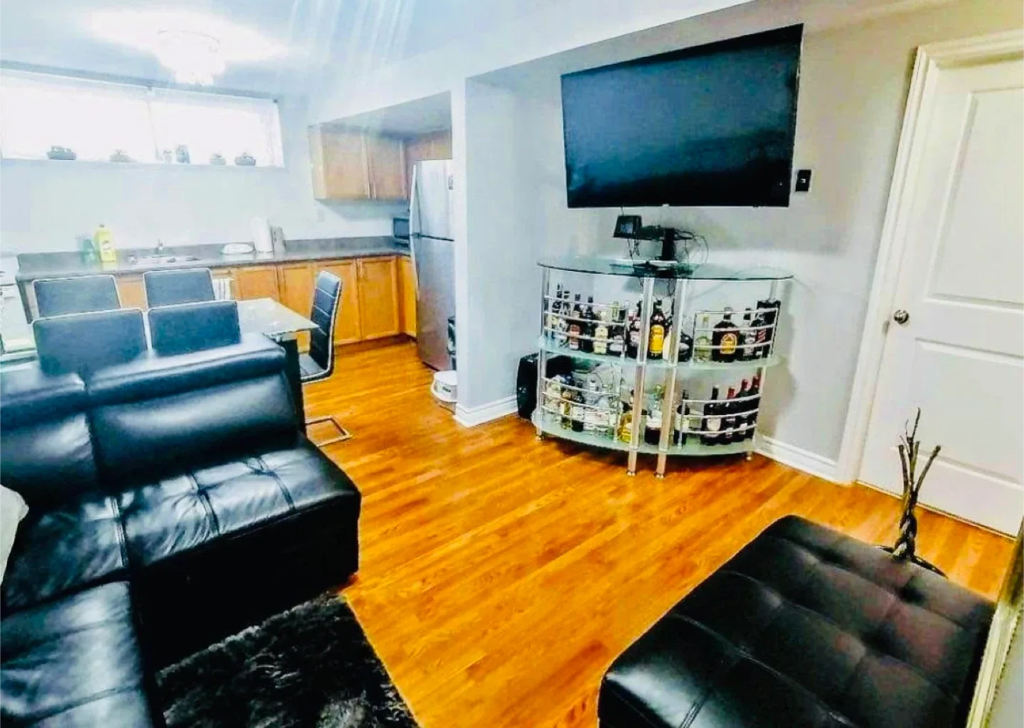 2 bedroom basement for rent image indicator(4)