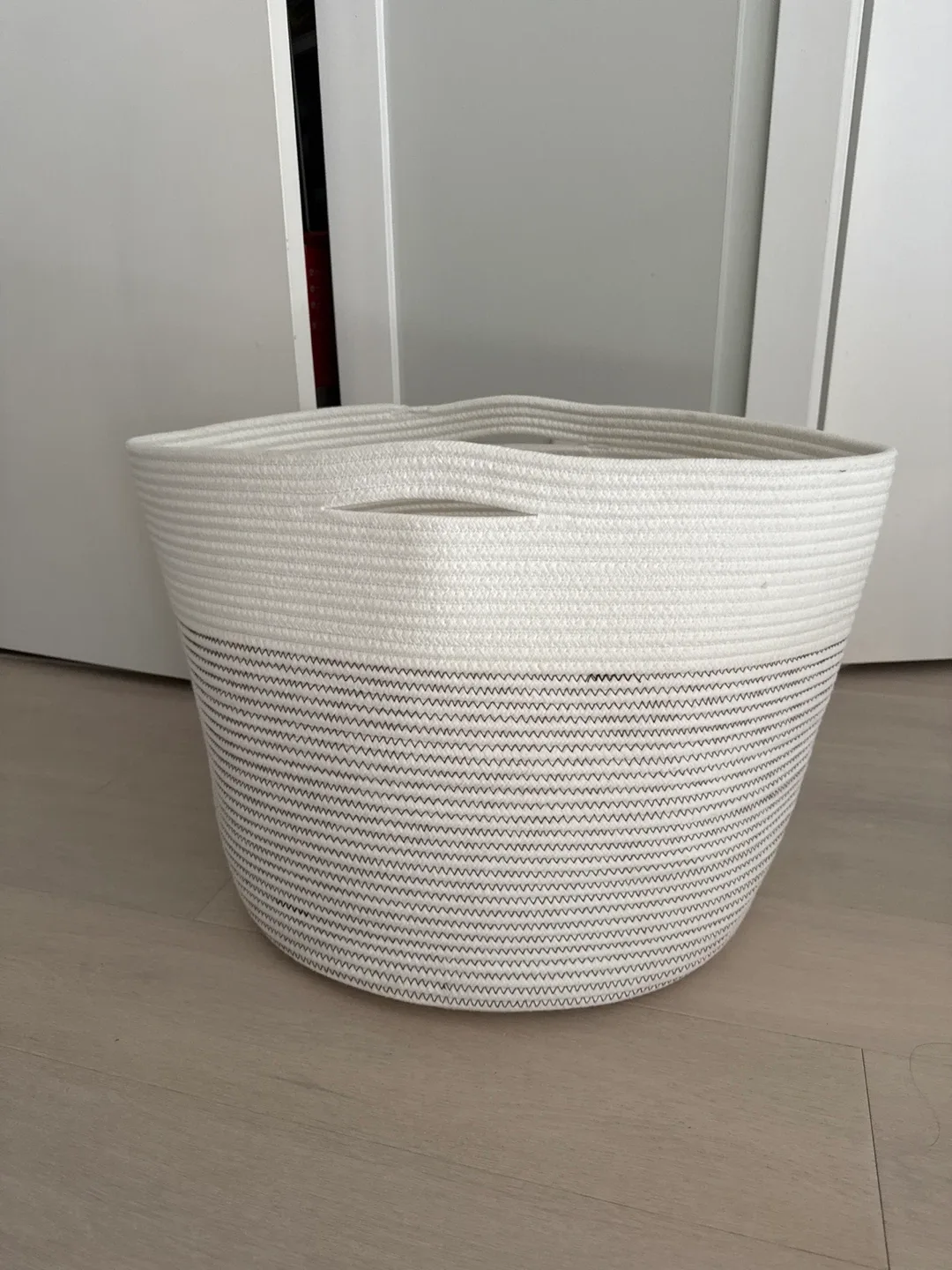 Woven Cotton Rope Storage Basket - White/Grey