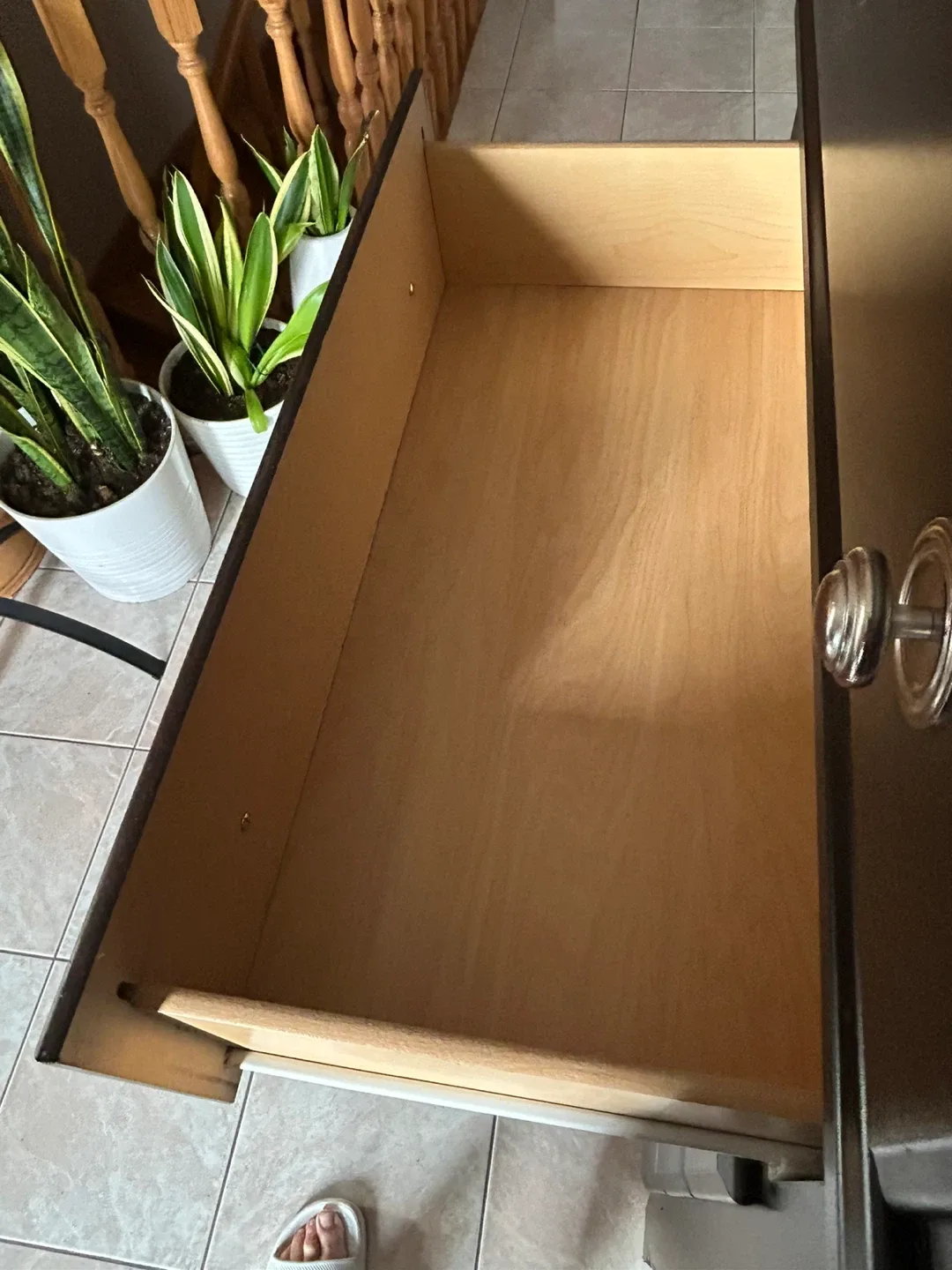 Dark Brown 5-Drawer Dresser image indicator(7)