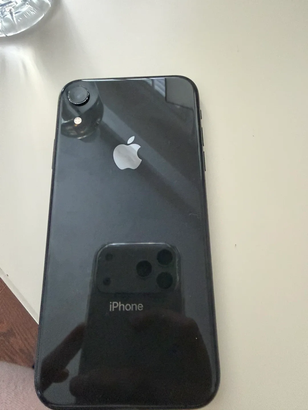 Apple iPhone XR - Black 128GB image indicator(2)