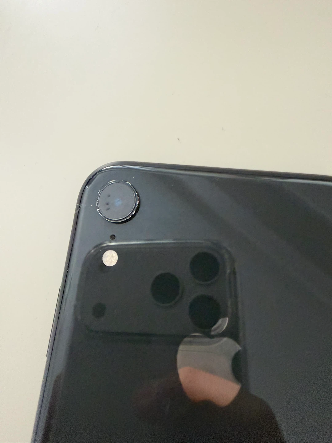 Apple iPhone XR - Black 128GB - photo 3