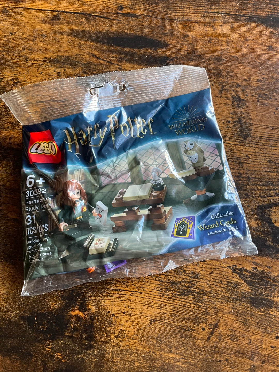 New LEGO Harry Potter Hermione's Study Desk (30392)