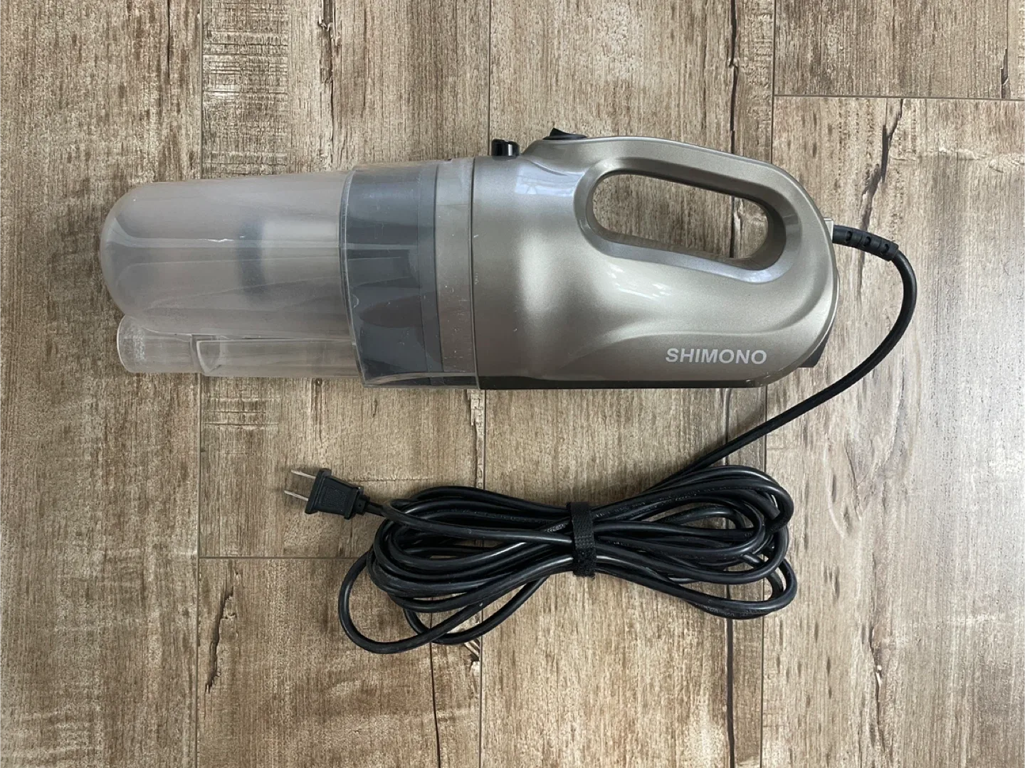 Shimono Lightweight & Bagless Corded Handheld Vacuum Cleaner image indicator(2)
