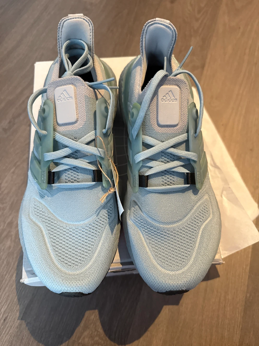 Adidas Ultraboost 22, US 9 - photo 2