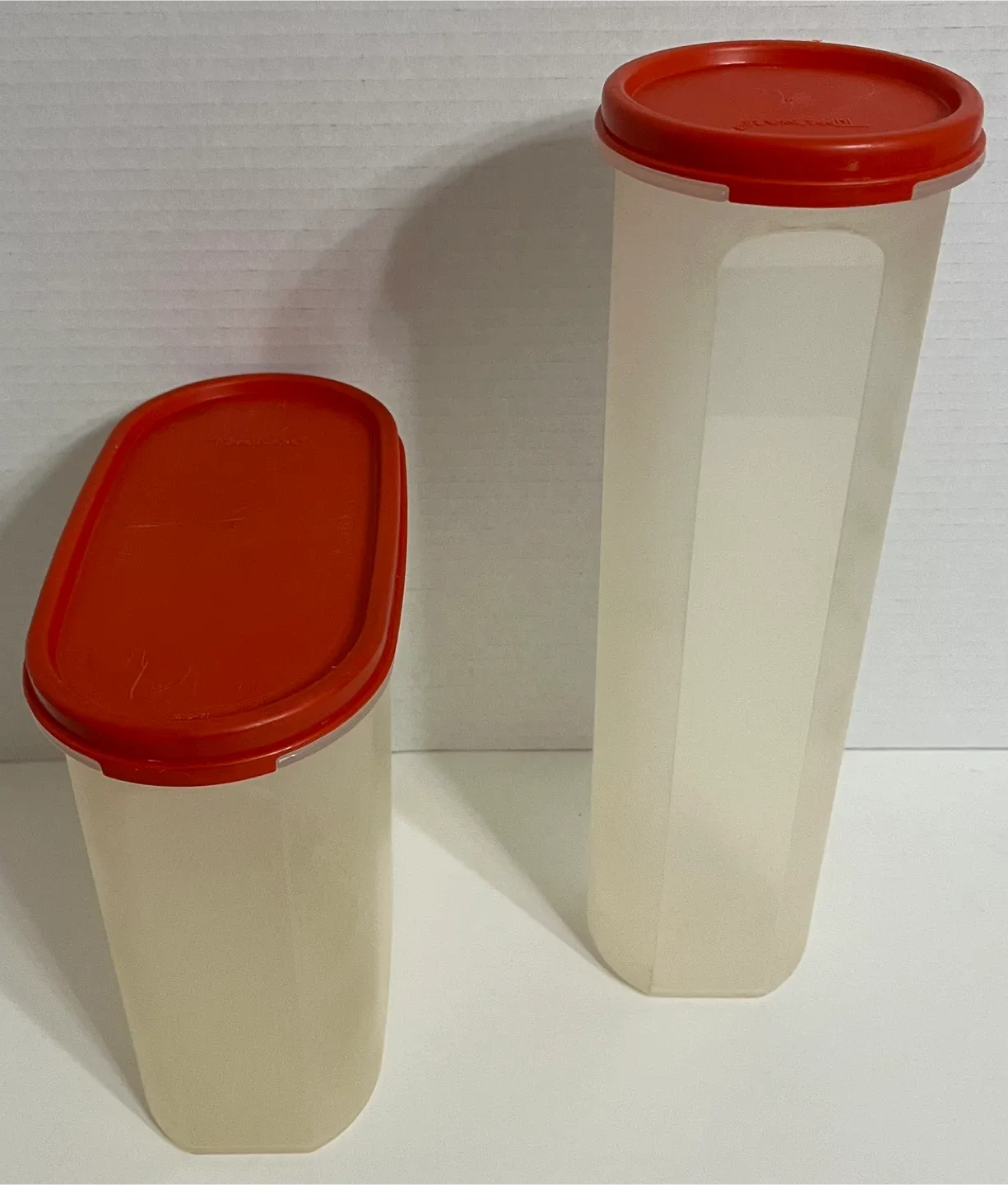 Set of Tupperware Containers image indicator(3)