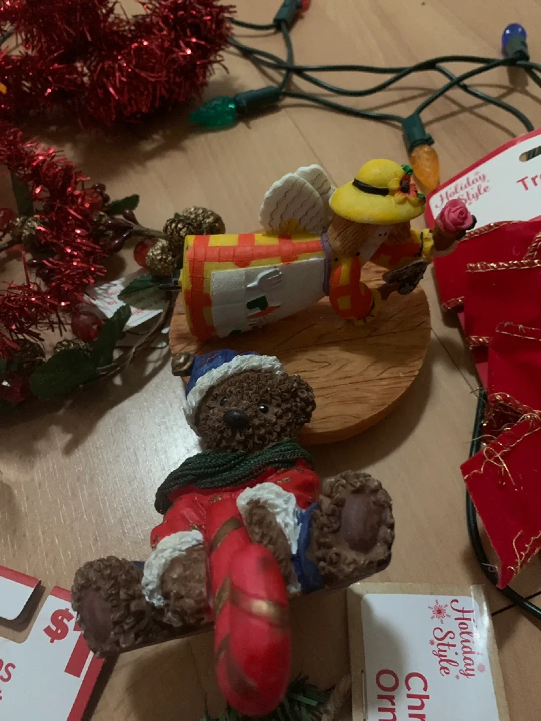 Christmas Ornaments & Decorations image indicator(3)