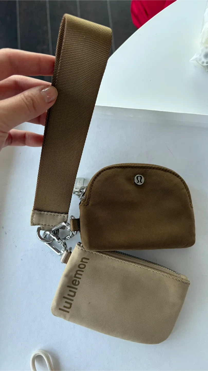 Lululemon Dual Pouch Wristlet image indicator(4)