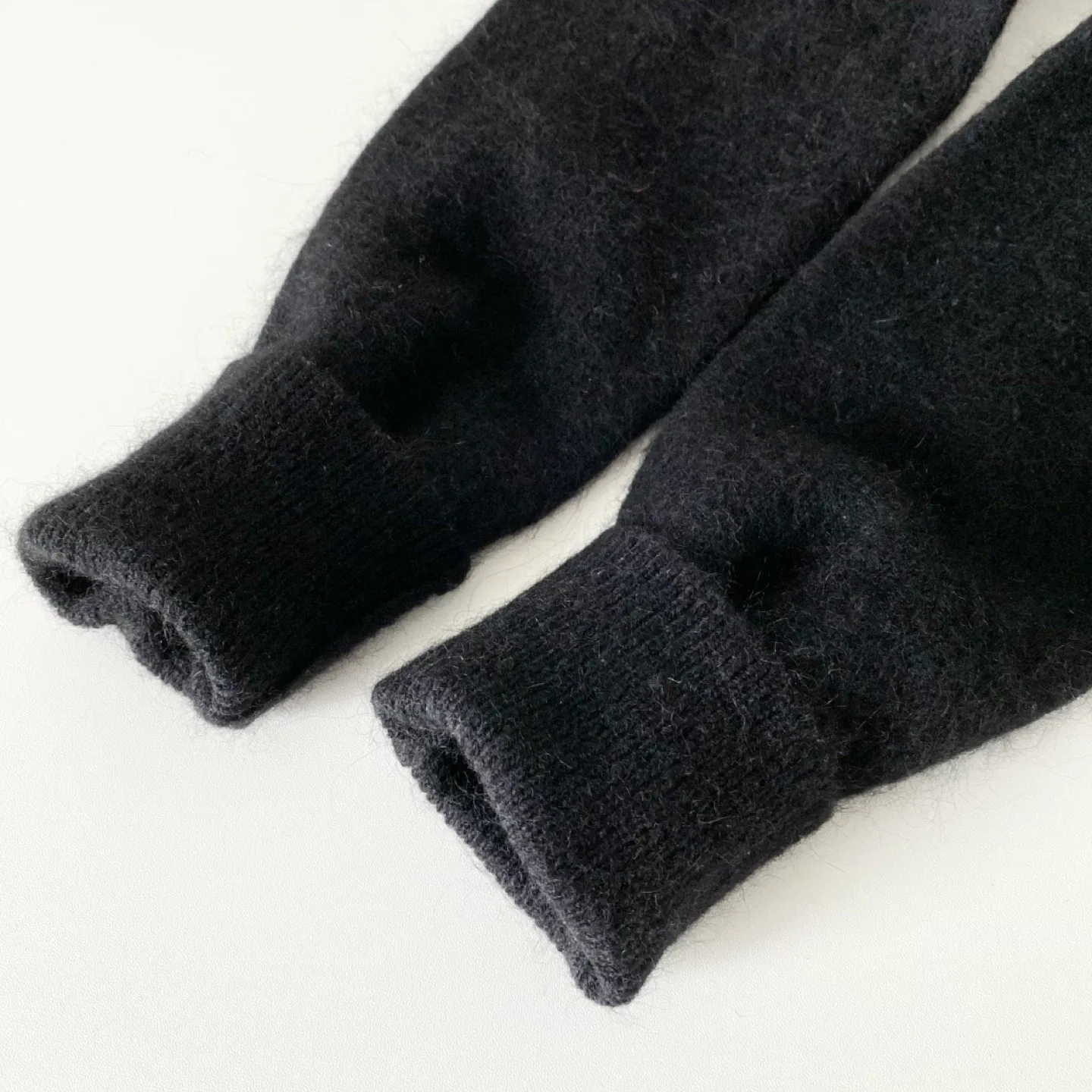 Aritzia The Group by Babaton Crewneck Sweater image indicator(3)