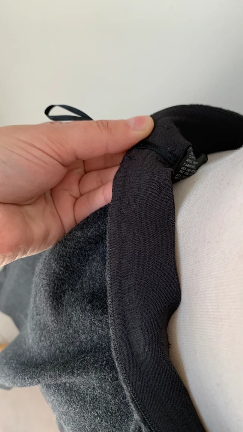 Uniqlo Pencil Skirt Size Medium image indicator(6)