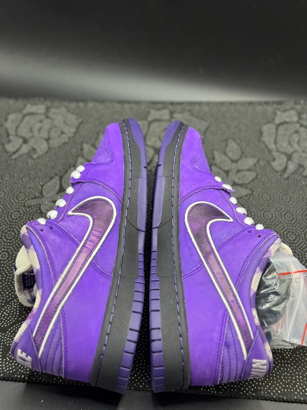 Nike SB Dunk Low Purple lobster 🦞 size 9 image indicator(3)