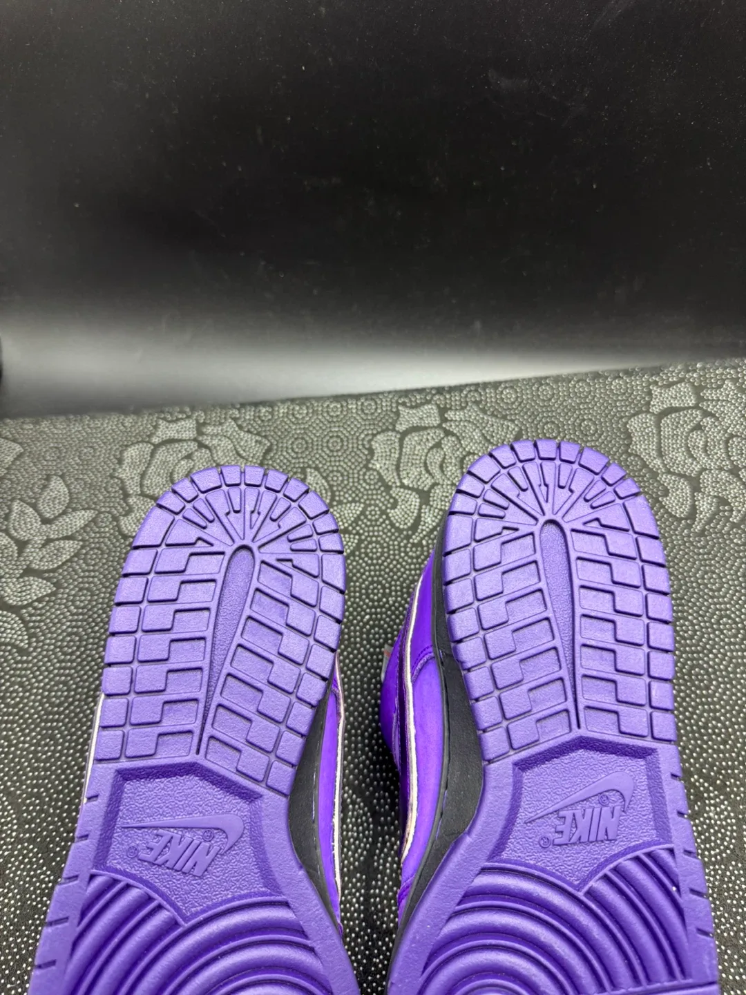 Nike SB Dunk Low Purple lobster 🦞 size 9 image indicator(5)
