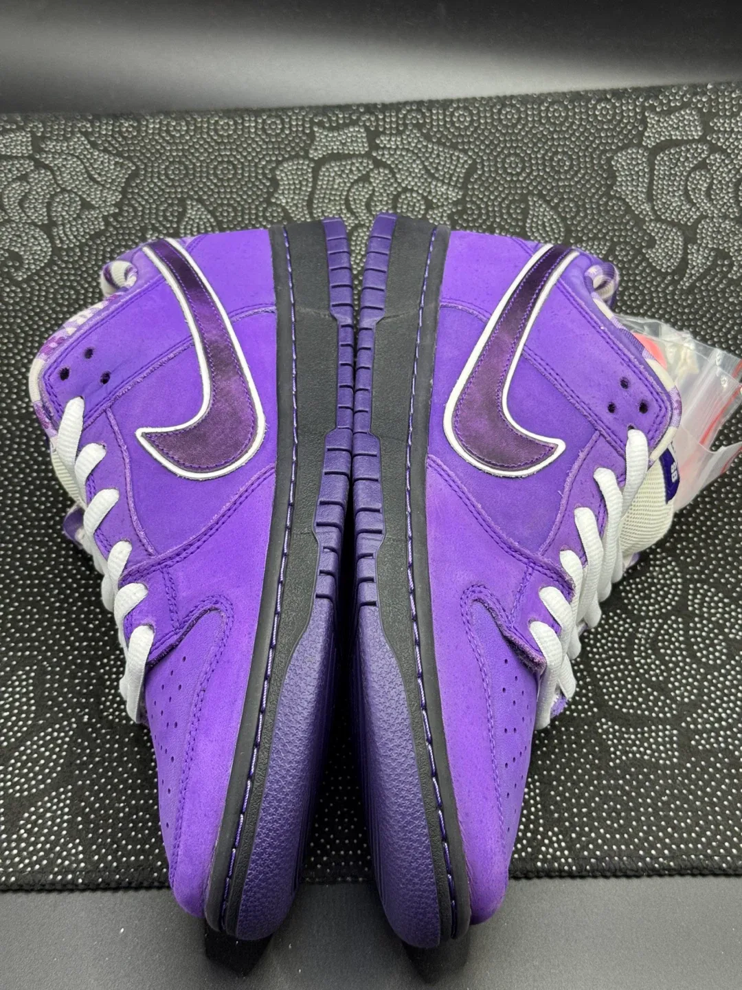 Nike SB Dunk Low Purple lobster 🦞 size 9 image indicator(4)