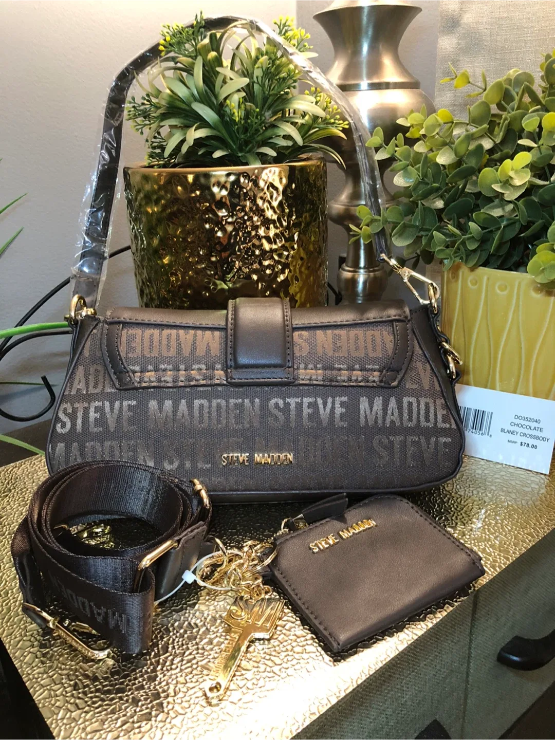 Steve Madden Blaney Crossbody Chocolate image indicator(4)