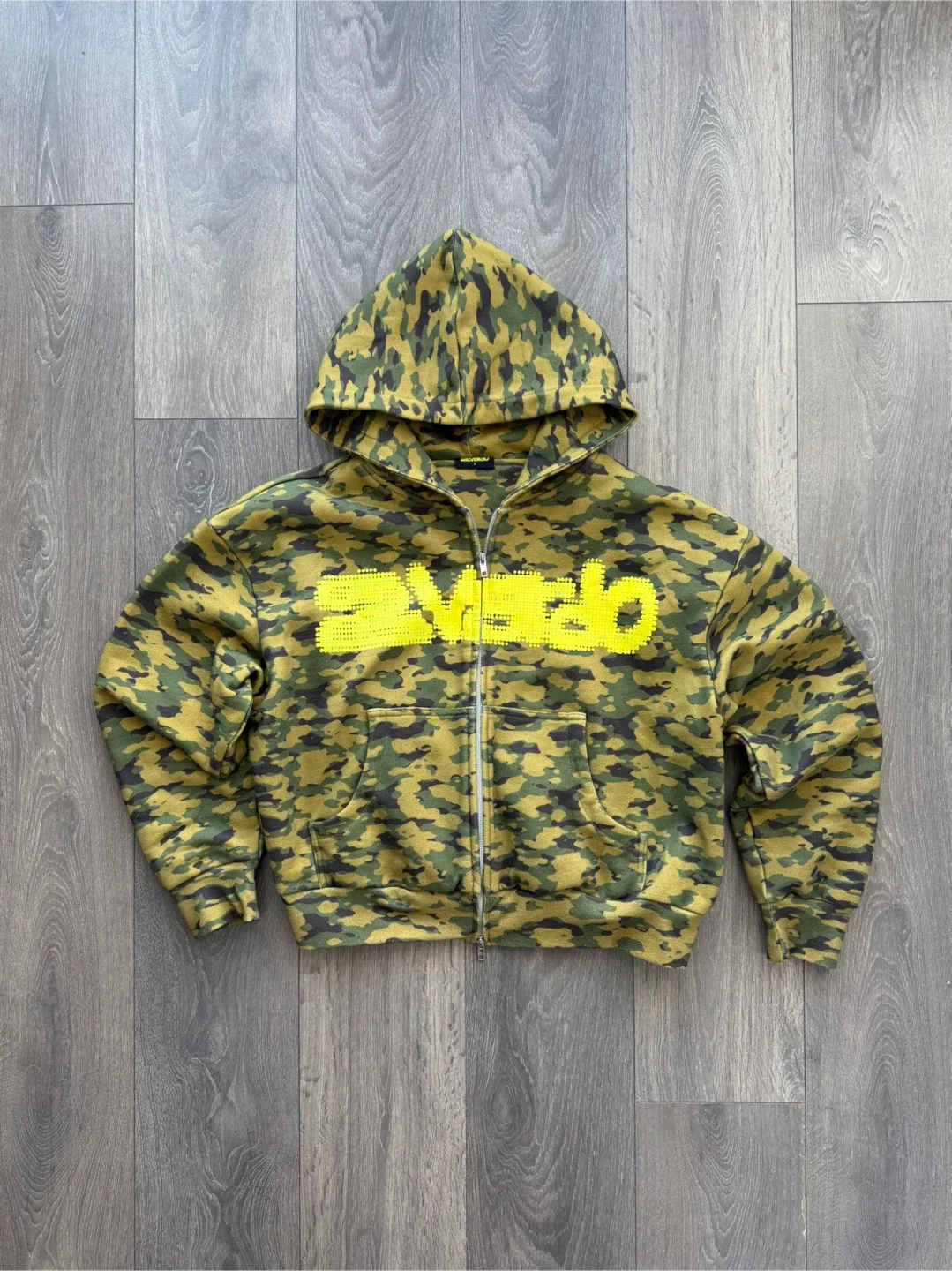 Hoodies image indicator(2)