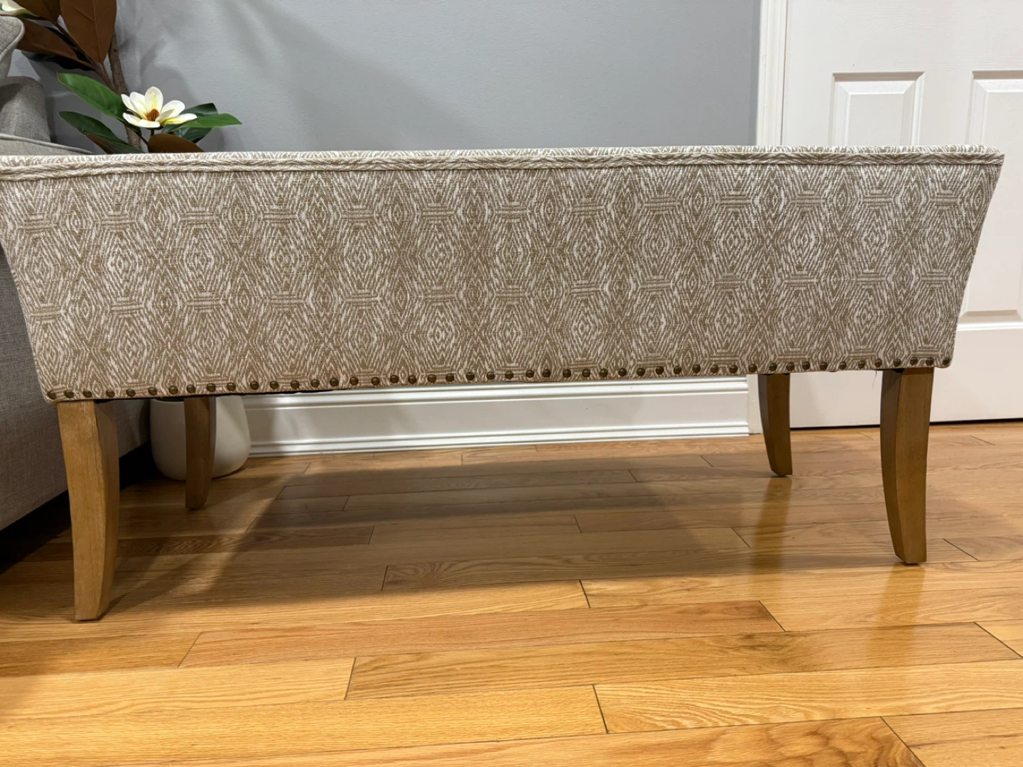 Versatile Accent Bench - photo 2
