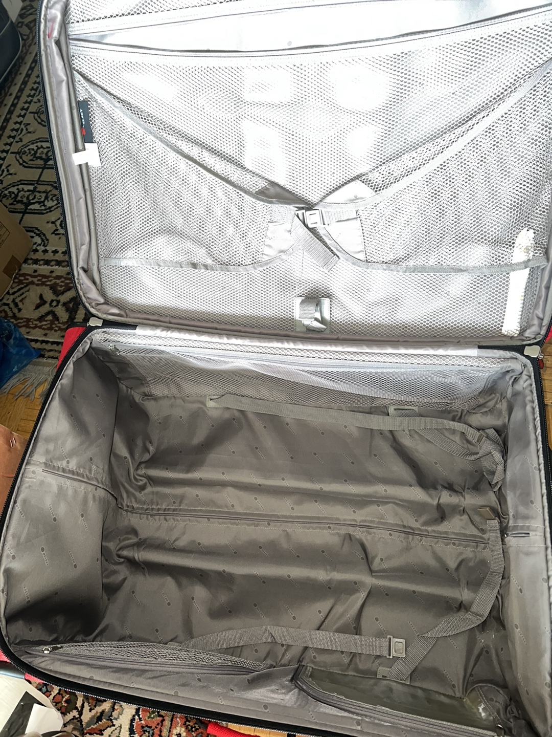 DELSEY Red Suitcase-29” - photo 4