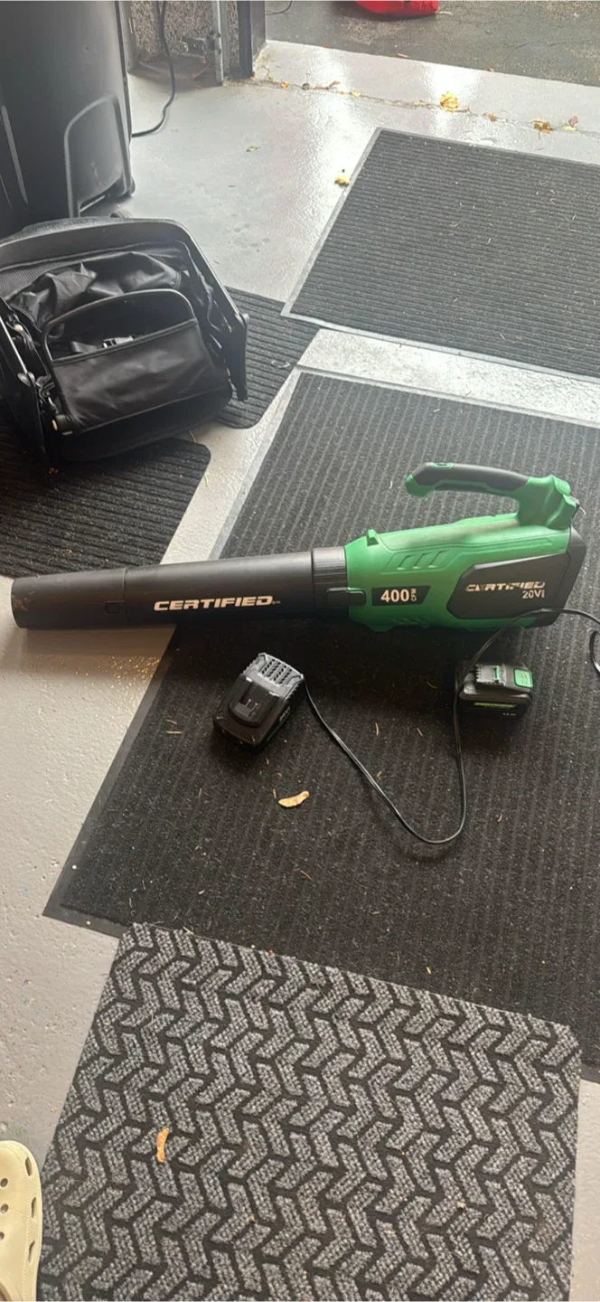 Certified 400 CFM 20V Cordless Leaf Blower