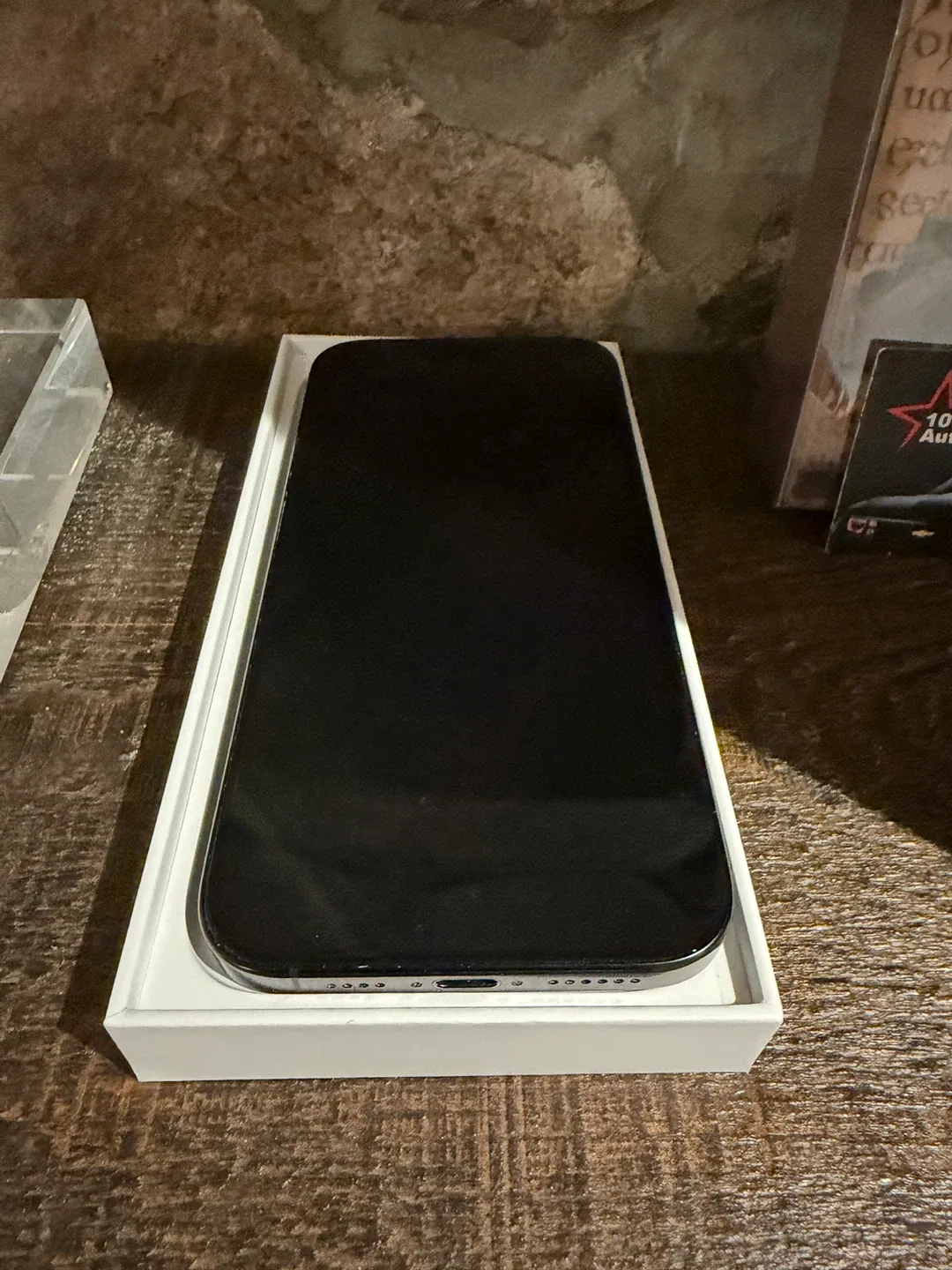 Apple iPhone 16 Pro Max – 256 GB + AppleCare image indicator(6)