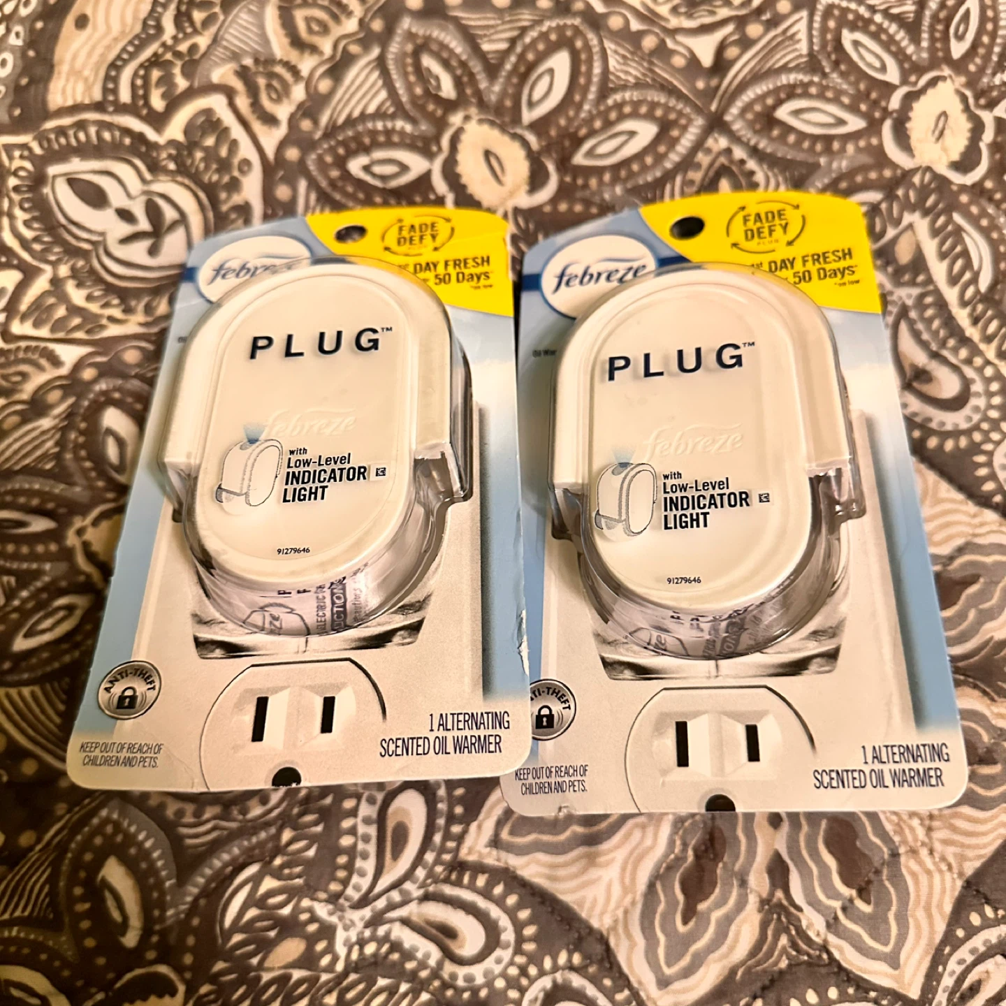 Febreze Plug Scented Oil Warmer