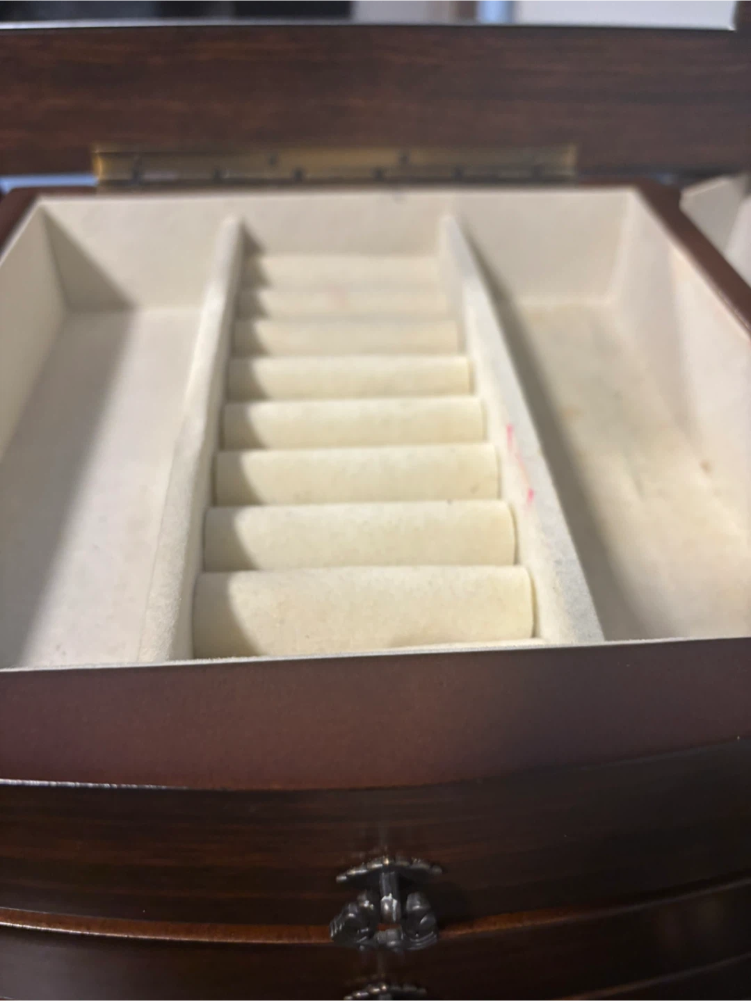 Wooden Jewelry Box - photo 3