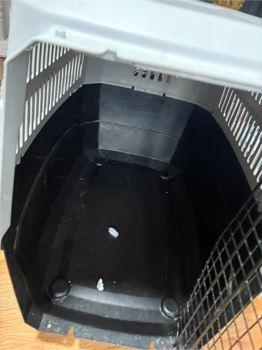 Used Pet Carrier