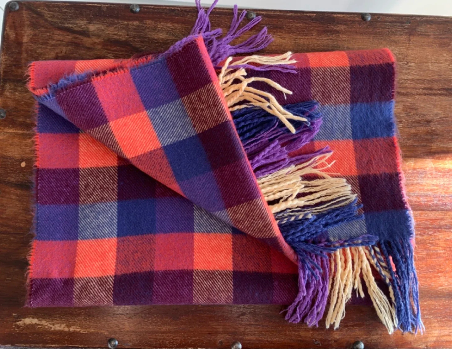 100% Cashmere made in Scotland Vintage Scarf image indicator(7)