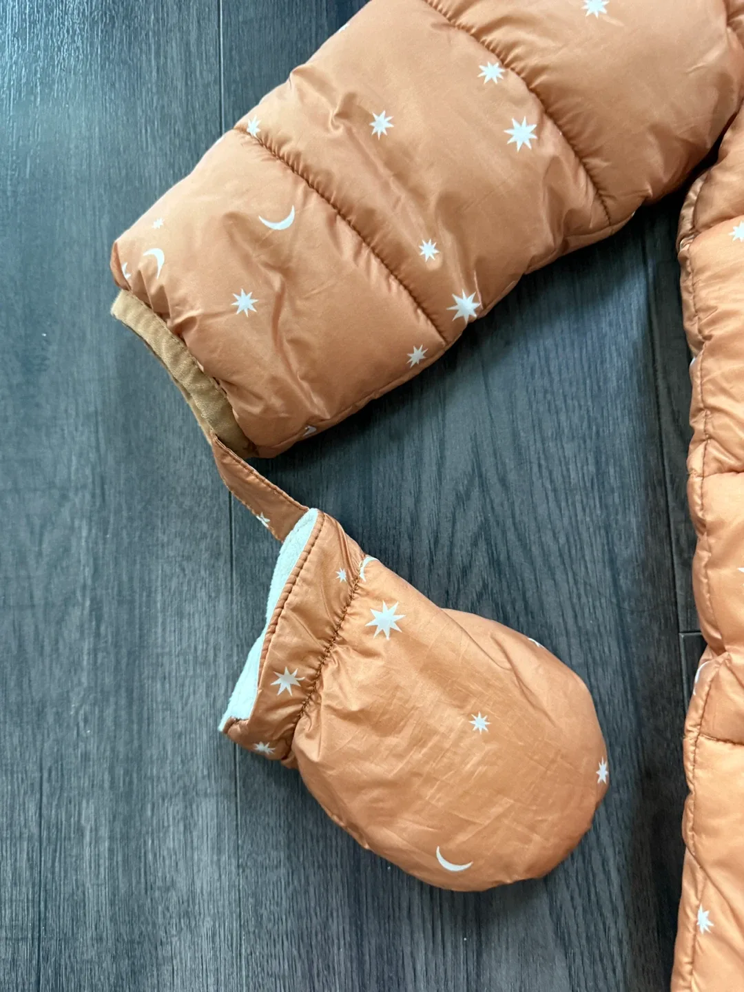 Baby Winter Suit with Mittens & Booties for 18-24 months image indicator(3)