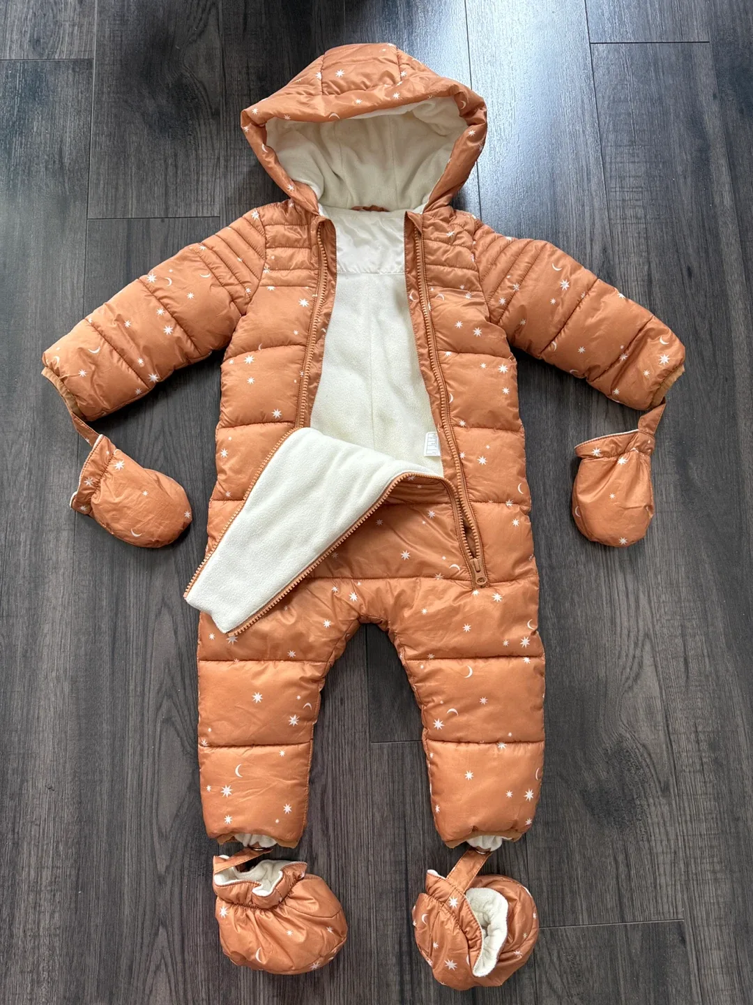 Baby Winter Suit with Mittens & Booties for 18-24 months image indicator(2)