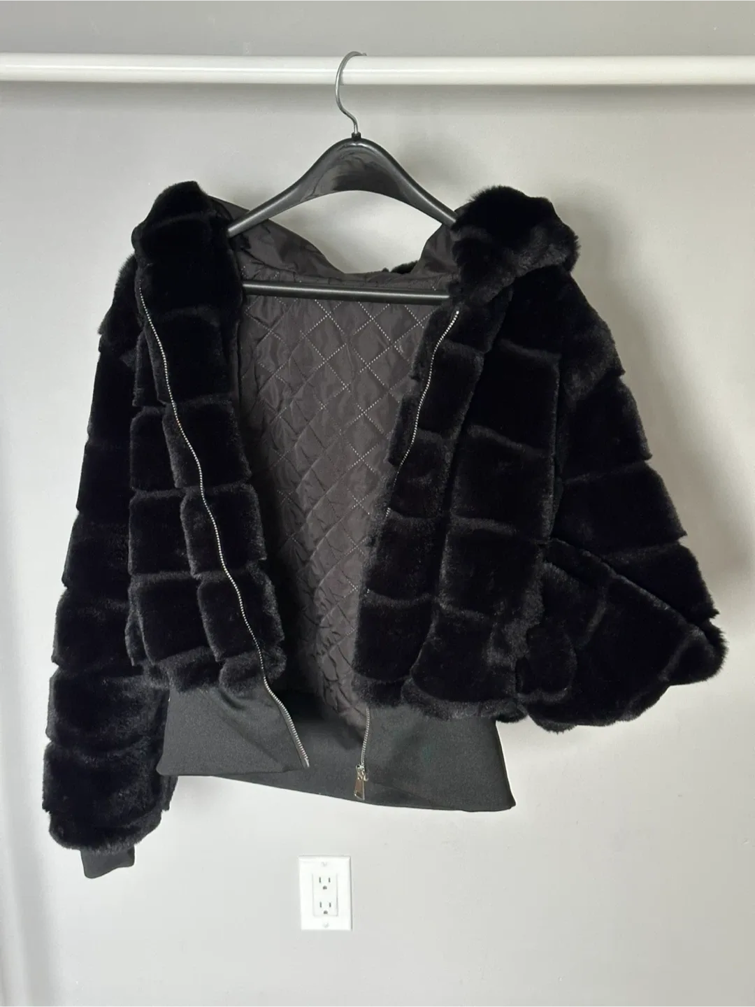 Black Faux Fur Hooded Jacket - Medium image indicator(6)