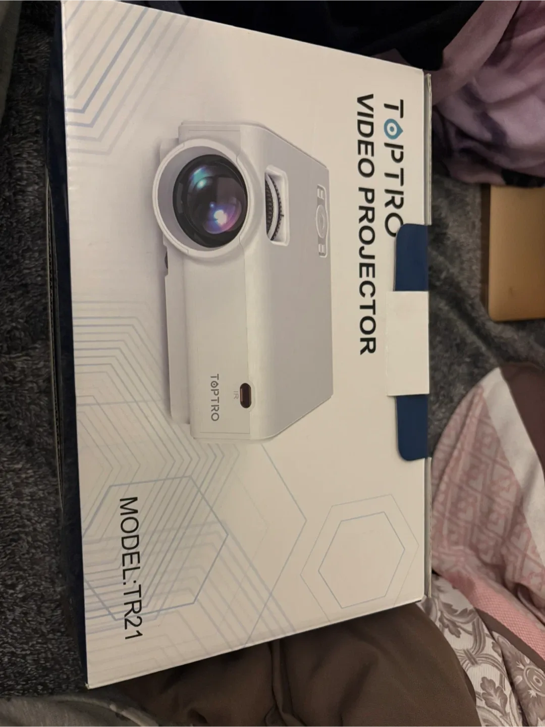TOPTRO TR21 Video Projector - brand New!