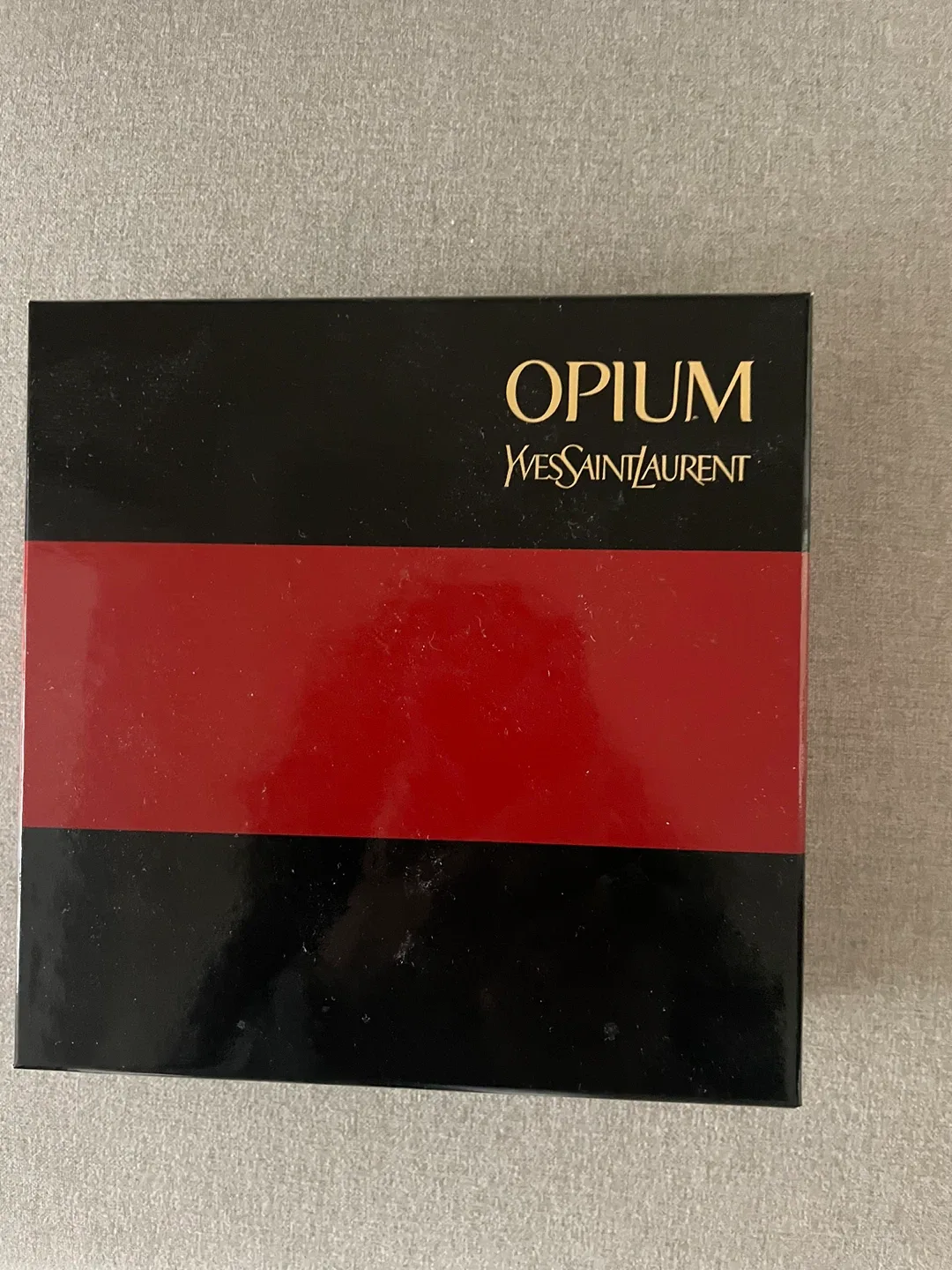 Opium Gift Set By YSL image indicator(2)