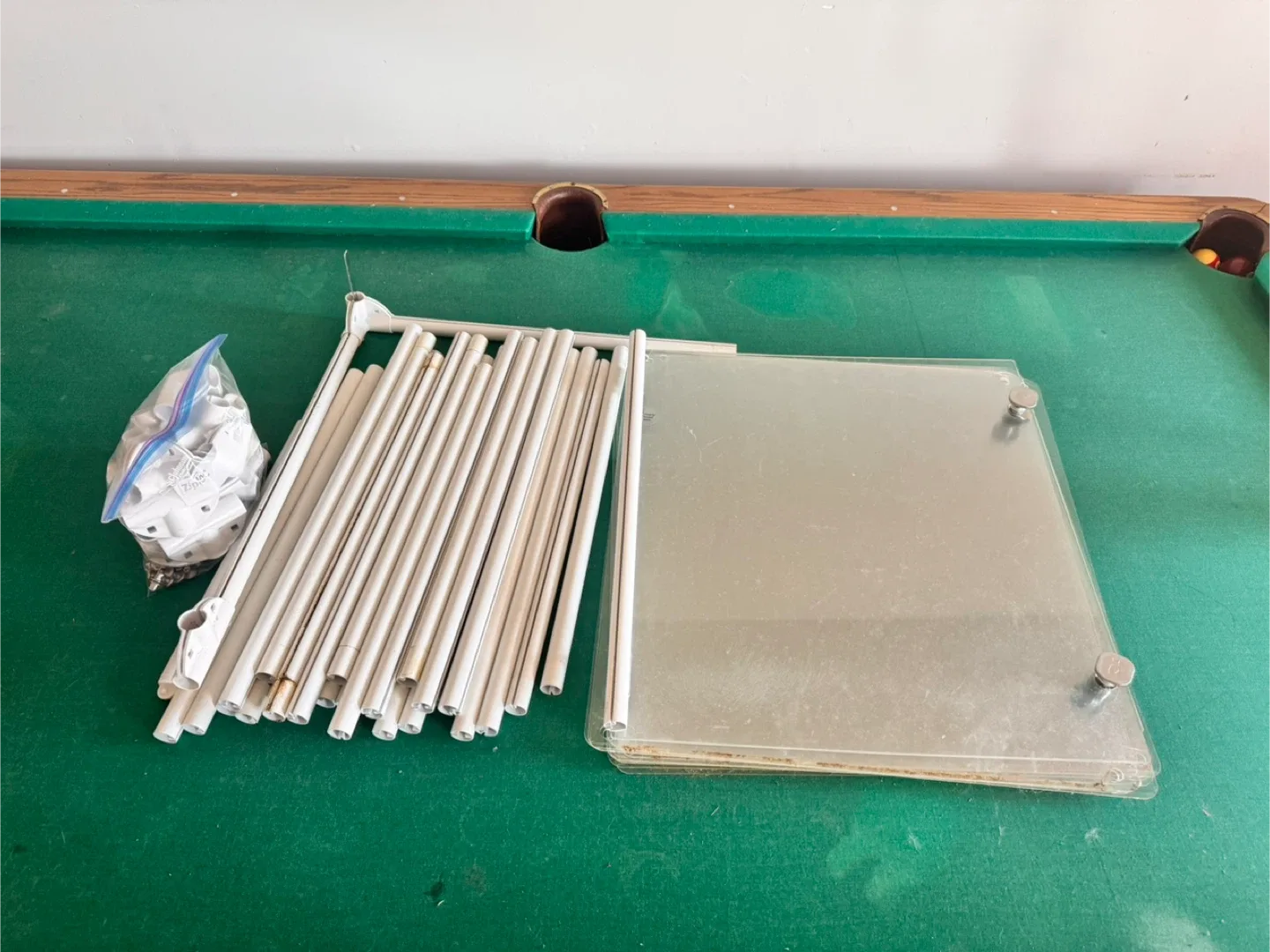 White Acrylic Clear Pet Pen image indicator(7)