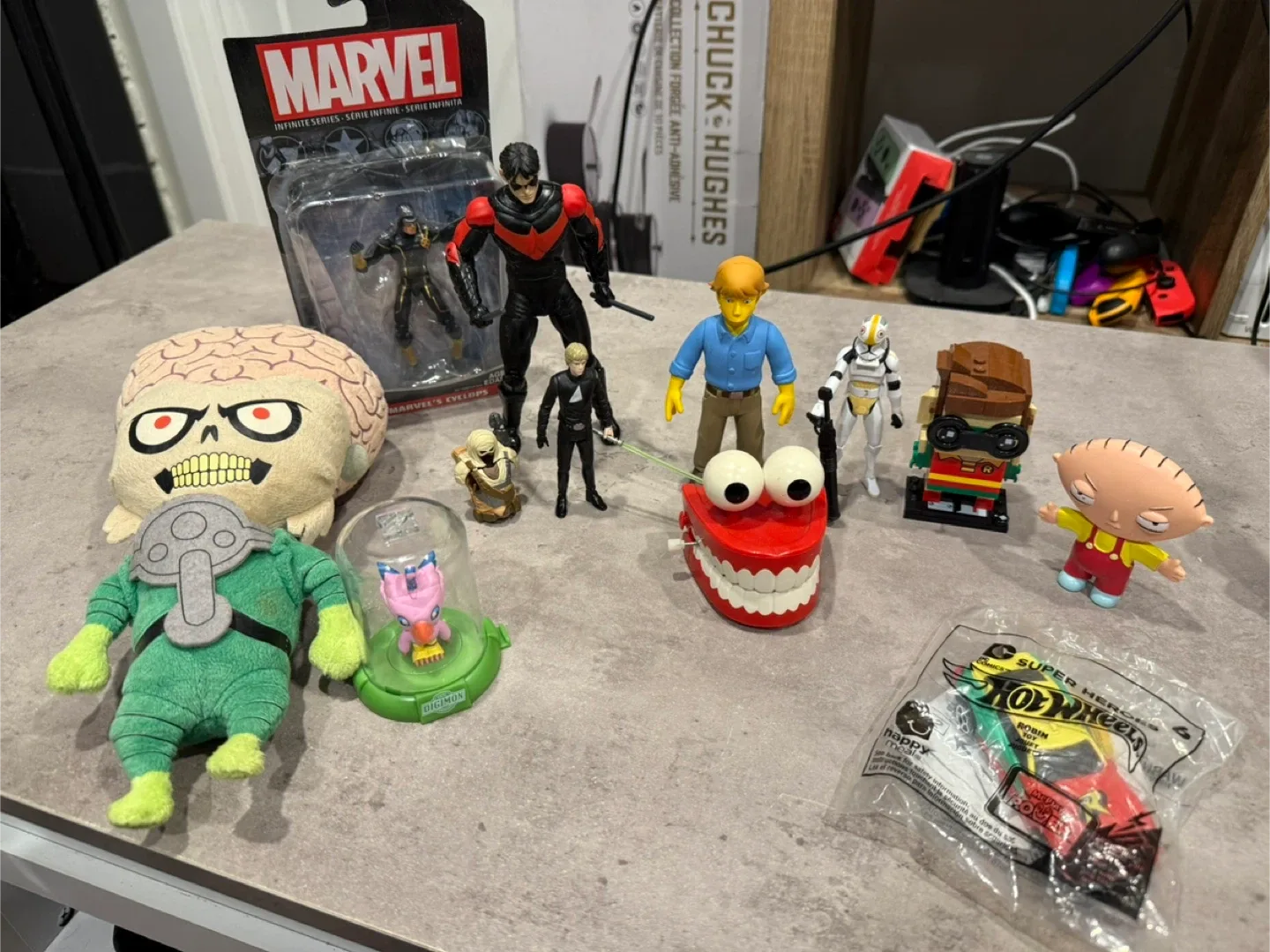 Mixed Lot of Action Figures and Toys