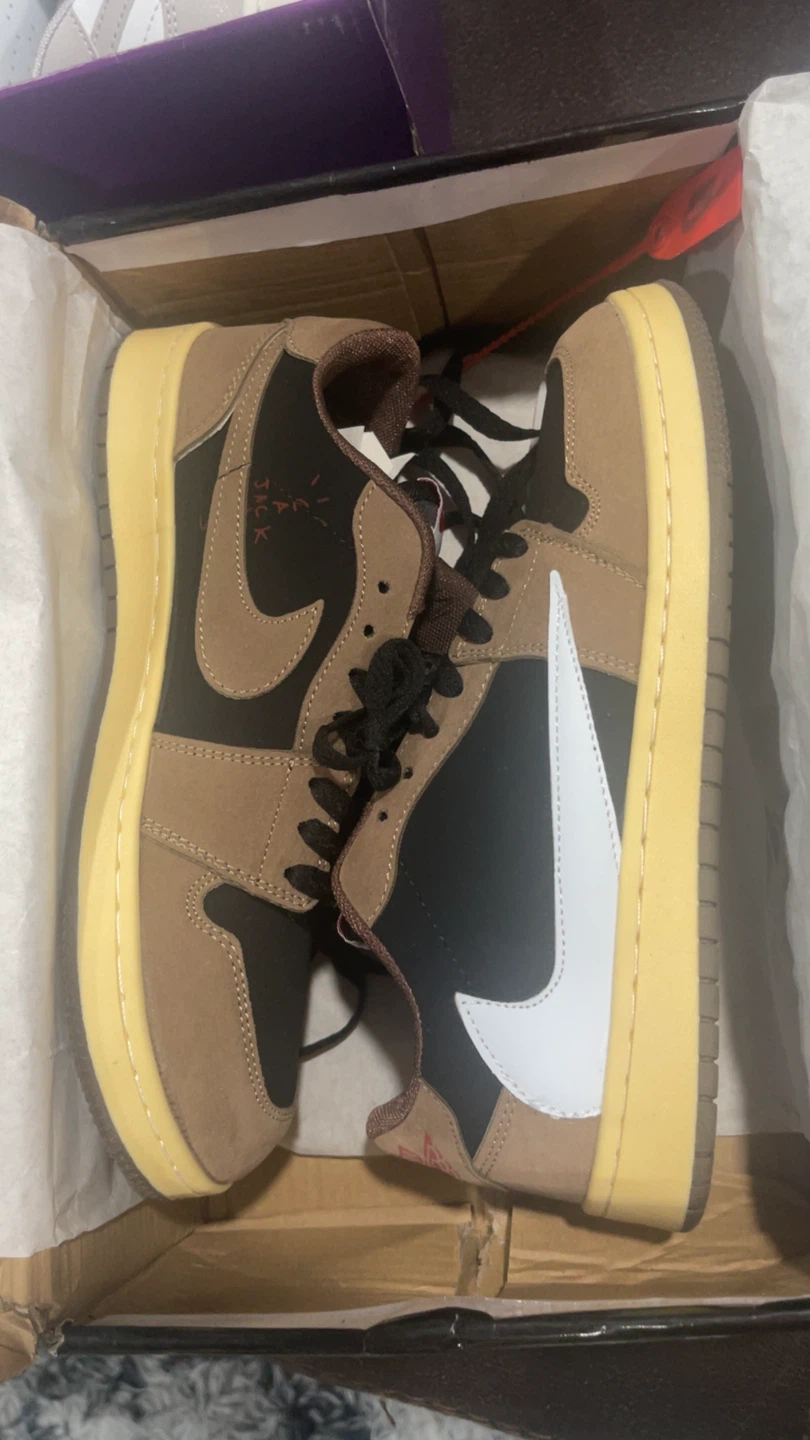 Nike Air Jordan 1 Low Travis Scott - photo 5